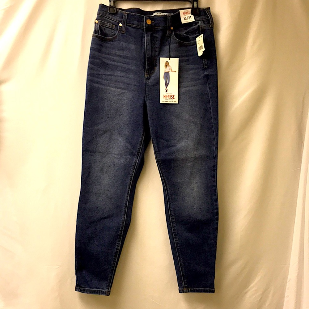 Celebrity pink women high rise blue jeans skinny size 13/31